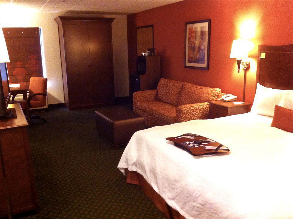 Hampton Inn Clemson Bagian luar foto